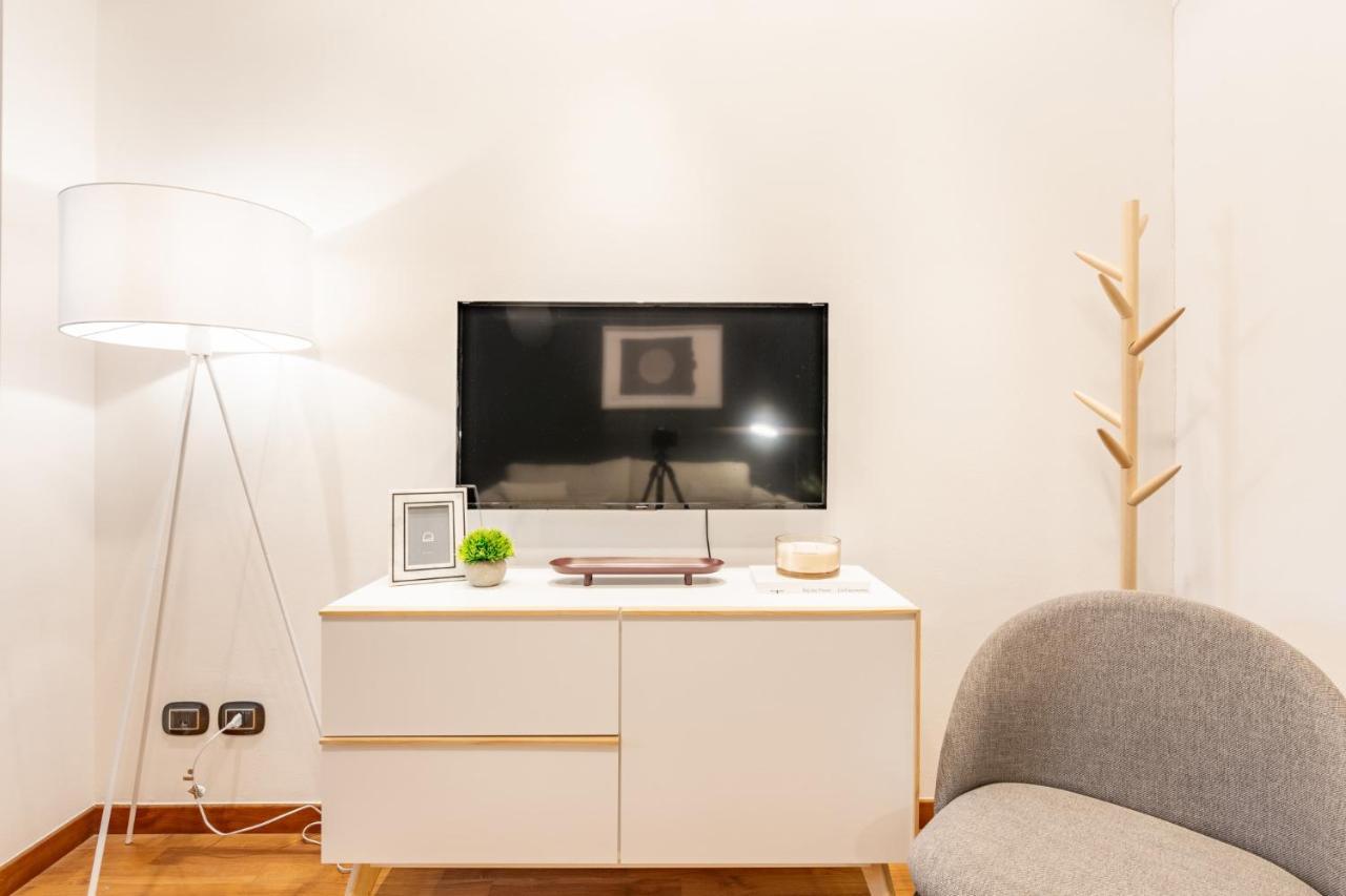 Easylife - Elegante Trilocale In Zona Porta Venezia Apartman Milánó Kültér fotó