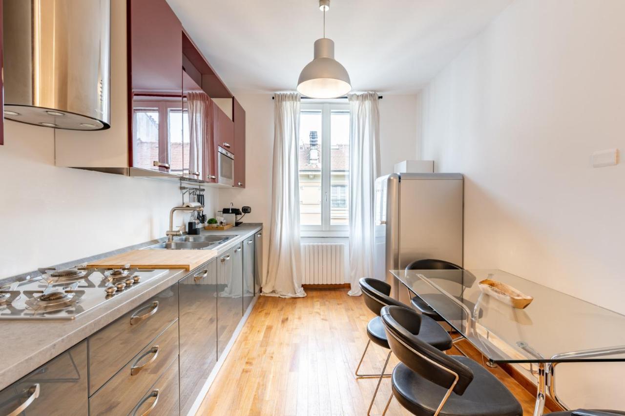 Easylife - Elegante Trilocale In Zona Porta Venezia Apartman Milánó Kültér fotó